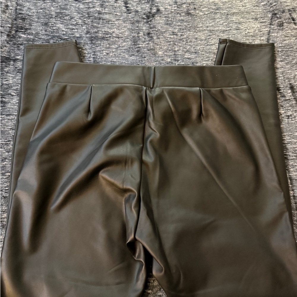 LOFT Women’s Black Faux Leather Leggings